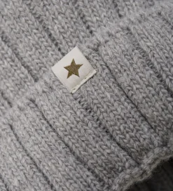 Huttelihut Hue - Uld/Bomuld - Strik - Medium Gråmeleret m. Kvast